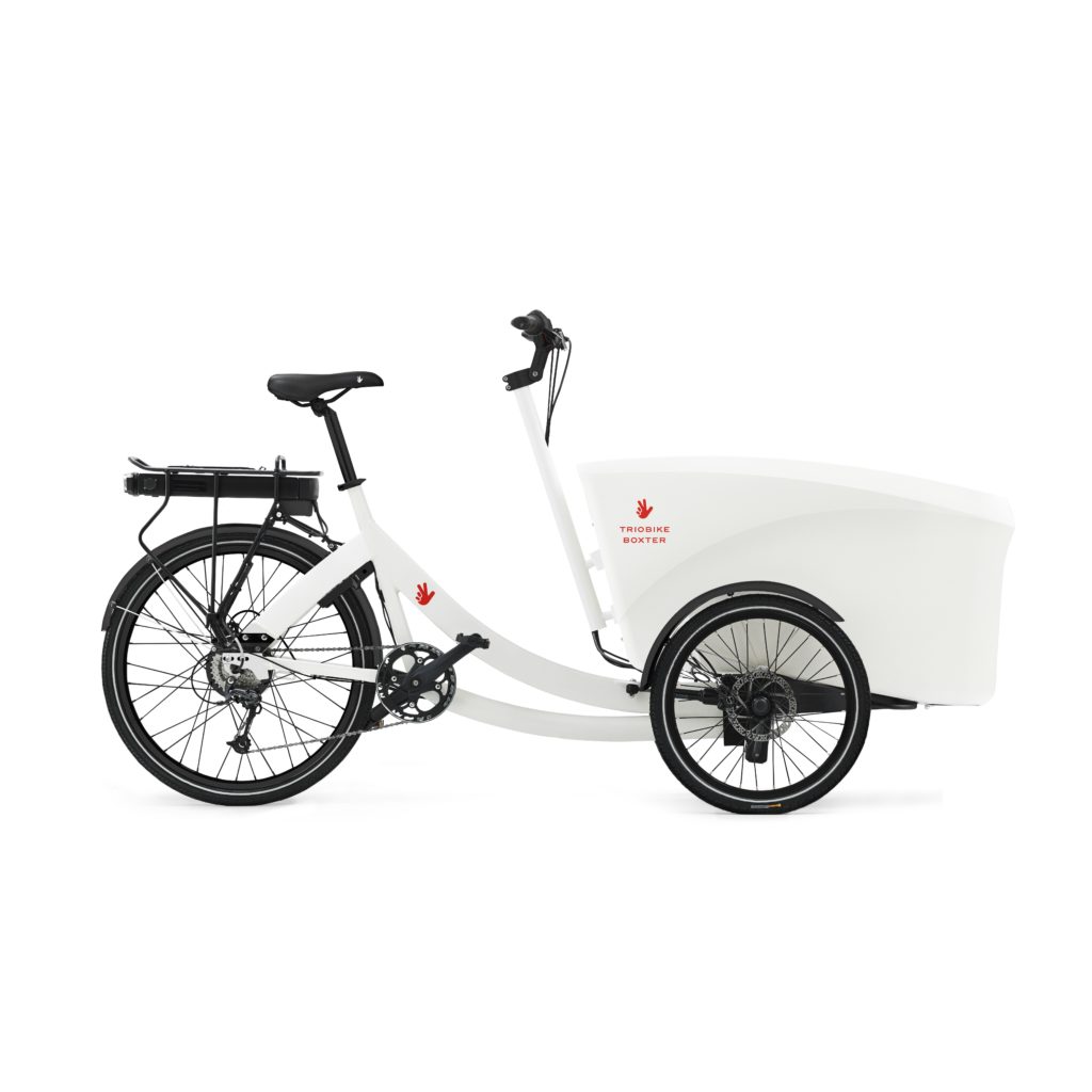 triobike boxter e rear drive white side