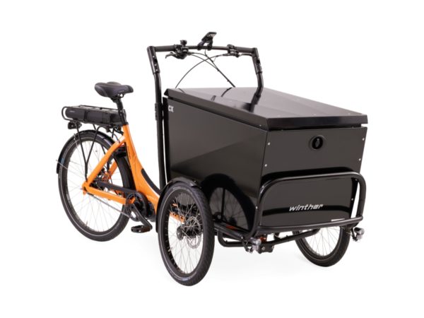 Winther_Kangaroo_Bike_Lastenrad_Cargo_bike_E_cargo_Winther_CX_Shimano_STePS_Orange_Black_Front_View-1200×900