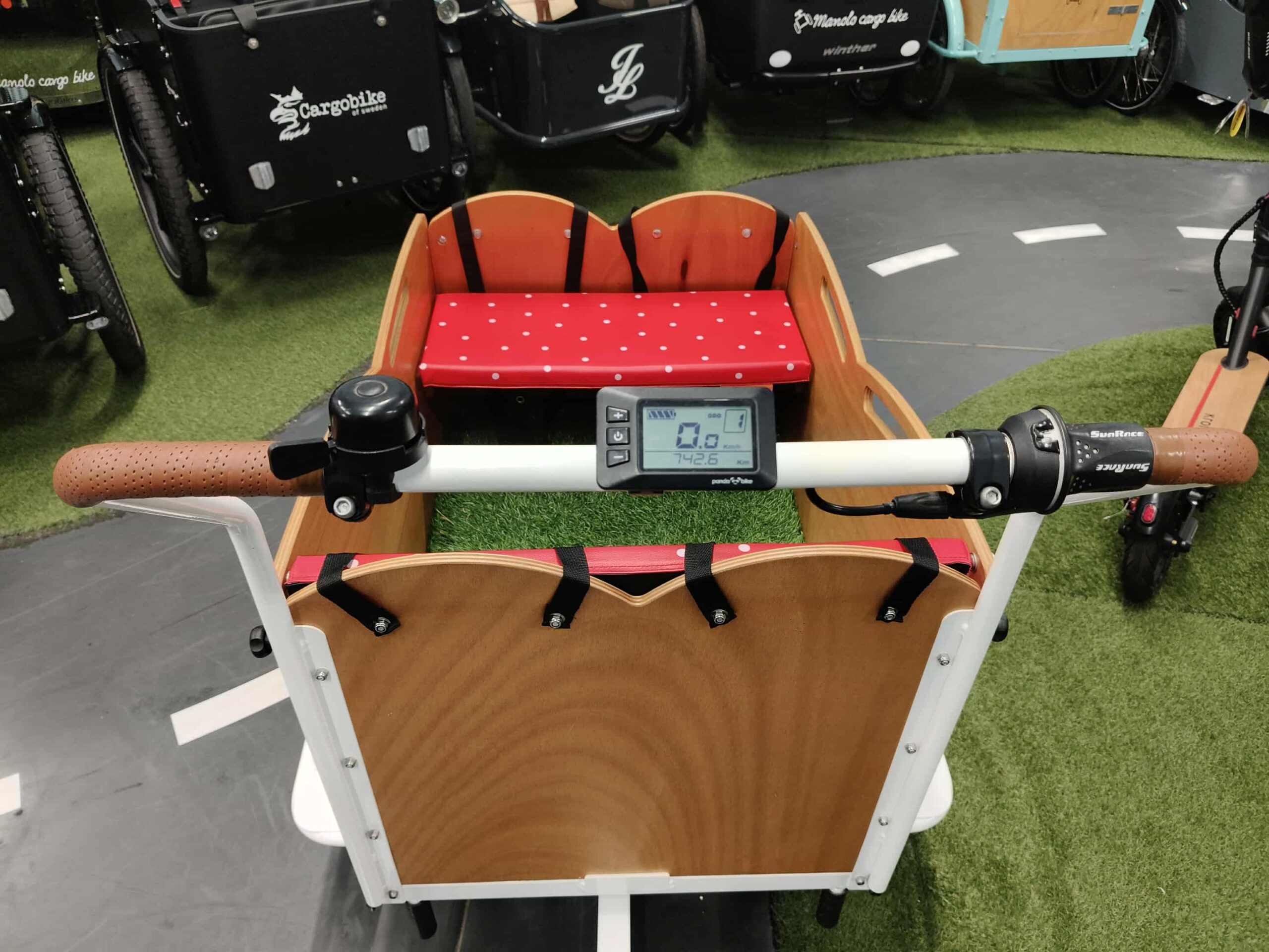 32de5bb5-cd83-4239-b34b-af2838f11cff