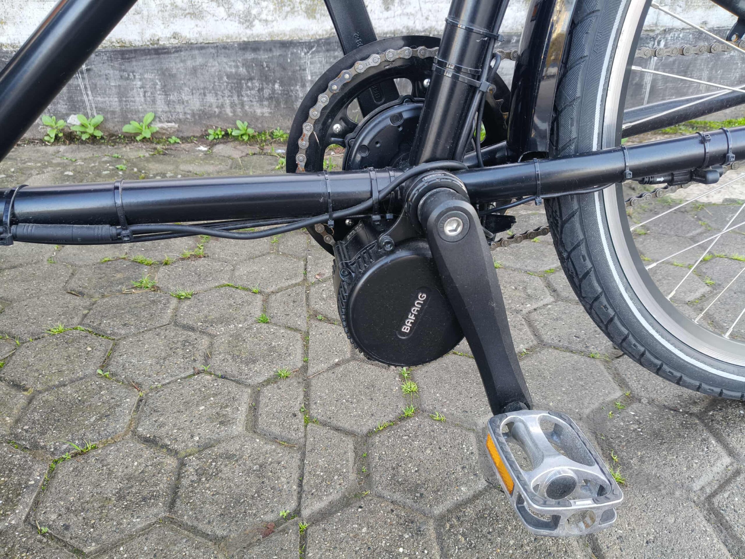 Nihola nera Bafang 08