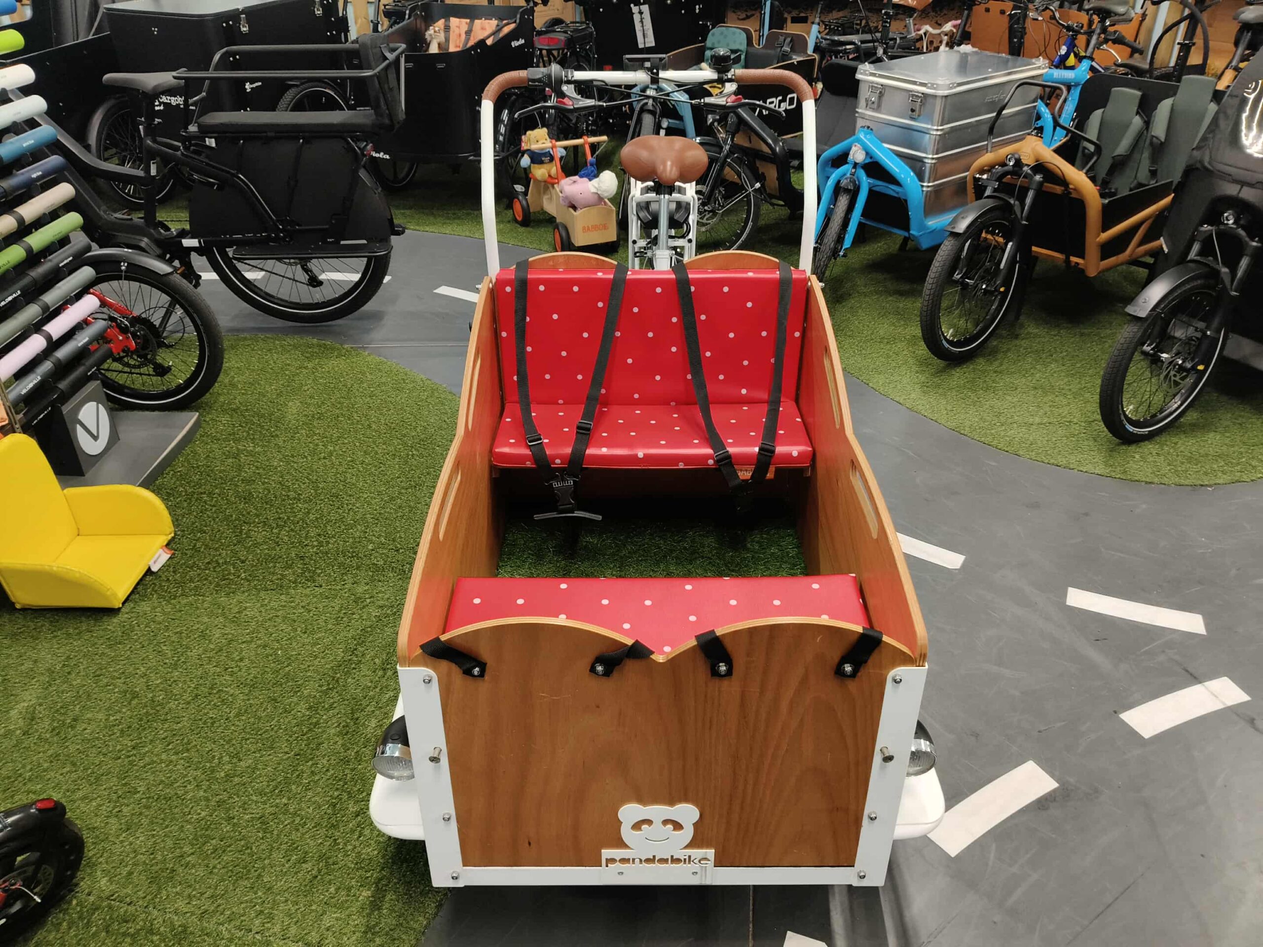 c09a4142-2902-4e4d-80aa-af8aeafacf51