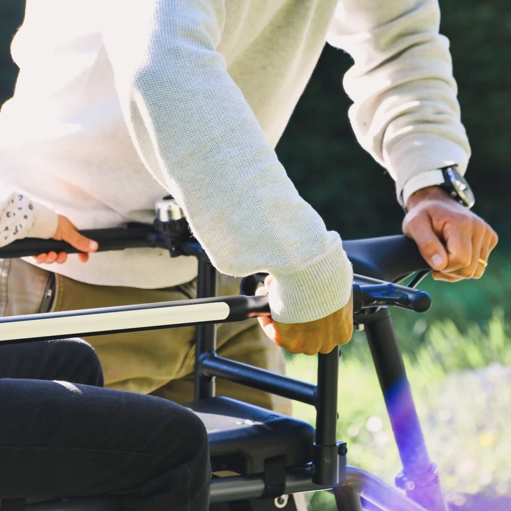 Yuba_bikes_add-ons_ez_monkey_bars_compact_lifestyle_web1