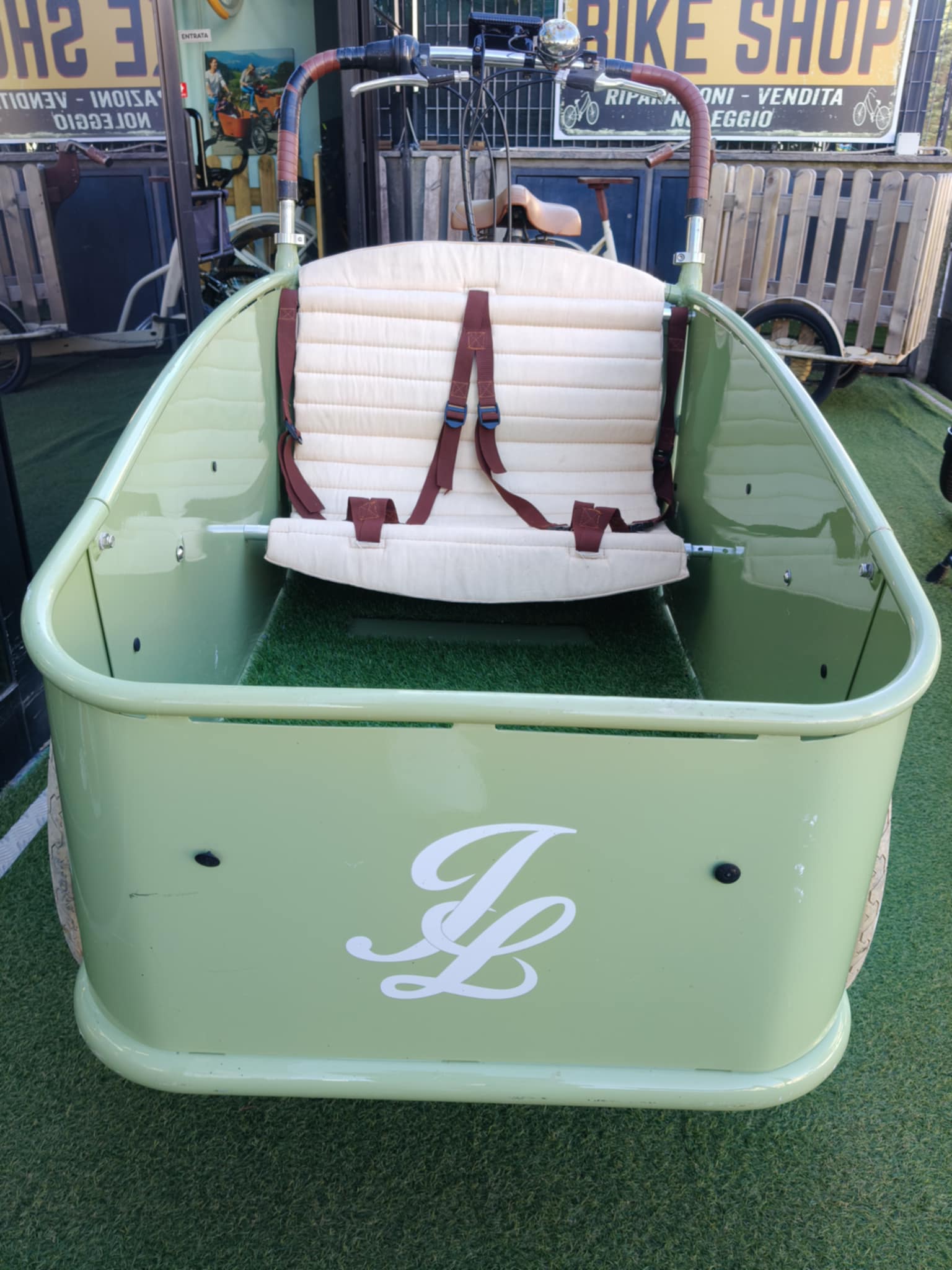 bd29d4f9-181c-4b4f-9872-c4960fc1a049